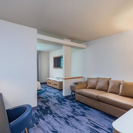 Fairfield Inn And Suites By Marriott Tampa North Temple Terrace Eksteriør billede