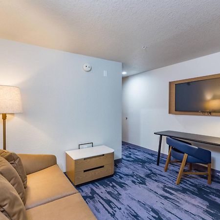Fairfield Inn And Suites By Marriott Tampa North Temple Terrace Eksteriør billede