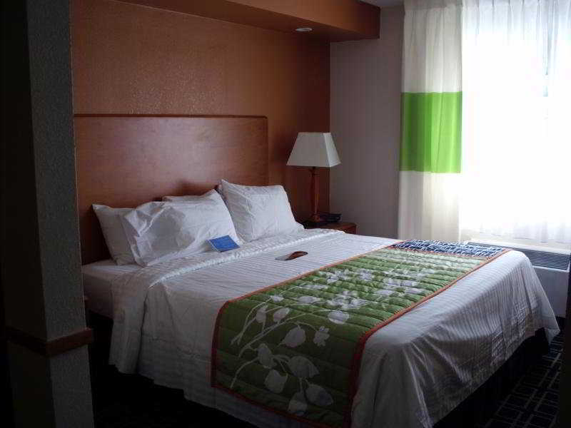 Fairfield Inn And Suites By Marriott Tampa North Temple Terrace Eksteriør billede
